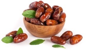 043440300_1526381395-6-Alasan-Kenapa-Kurma-Baik-untuk-Buka-Puasa-By-Nataly-Studio-shutterstock